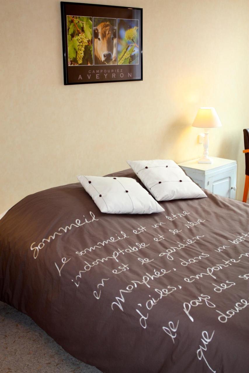 Hotel Le Relais Du Coustoubi Campouriez 外观 照片